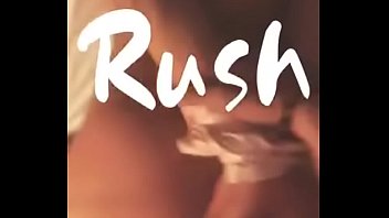 Cewek Tiongkok Seksi Lagi Ngentot Di Memeknya