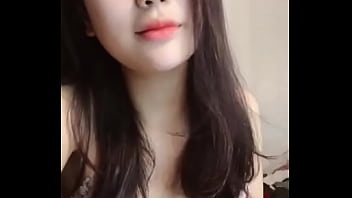 Live Stream Cô Gái Nóng Bỏng Trên Facebook – Phần 2