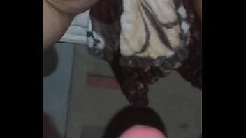 Arab Goyang Pantat, Tangan Mengocok Kontol Besar Suami, Hingga Muncrat Dalam