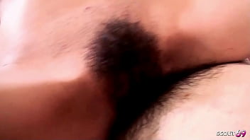 Gadis Jepang Mungil Digilir Hingga Tumpah Sperma Di Hotel Oleh Pria Buruk Rupa