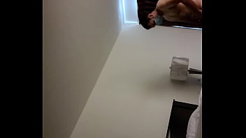 Cina Berkerudung Di Kamar Hotel