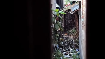 Desi Kencing Dan Air Seni Yang Menggoda