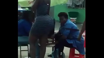 Pantat Terbesar Dan Paling Menggoda Di Nigeria