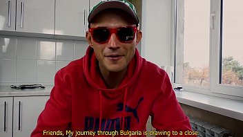 Sasha Bikeeva, Bloger Perjalanan Rusia, Dan Nudis Gila Beraksi Di Pantai Bulgaria: Dari Oral Hingga Climax Di Wajah