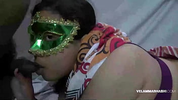 Velamma Bhabhi Yang Suka Menghisap Kontol India