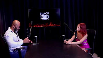 Ibu Dan Ayah Mendukungnya, Bercinta Dengan Tiga Pria, Menjawab Tantangan ‘truth Or Dare’, Serta Mengisap, Menunggangi, Atau Menyerahkan Diri – Bruna Ferrari (tonton Di: Sheer/red)