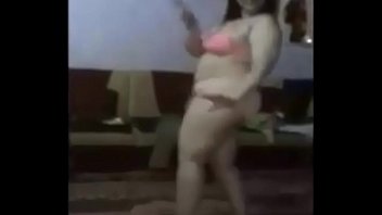 Tarian Arab Yang Menggoda Dan Menggairahkan