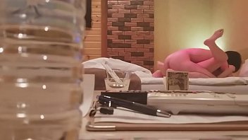 Pengiriman Jepang Tersembunyi: Kamera Rahasia Menyaksikan Aksi Panas