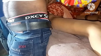 ग्रामीण देसी युवक के साथ मचाती है भाभी की गर्मांग मौज