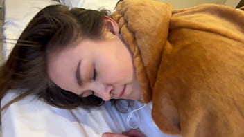 Adik Tiri Takkan Pernah Lupa Pengalaman Pertama Bercinta Dengan Kakak Tirinya