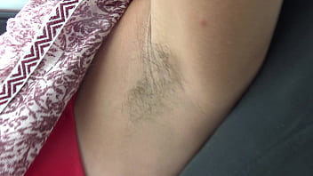 Seorang Turis Bernafsu Menggaet Ibu-ibu Turki Berketiak Lebat Di Izmir.