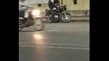 Gadis India Dari Navsari Kaliawadi Tampil Menggoda Di Jalanan