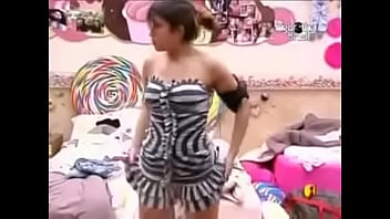 Model Hindi Yang Menggoda Dan Memikat Hati