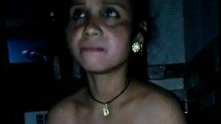 Memek Berbulu Dehati Randi Terekspos