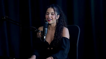 Sweet Karolzinha: Modelo Exibida Dá Dicas Eróticas E Até Convence A Própria Mãe A Vender Conteúdos Picantes