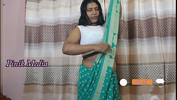 Gaun Saree Yang Menggoda Dan Membangkitkan Nafsu