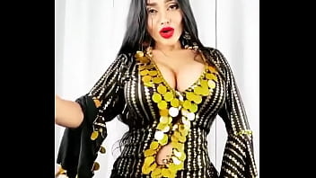 Tarian Arab Yang Menggoda Dan Membara