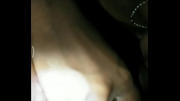 Istri Desi Yang Rakus Menghisap Kontol Suaminya