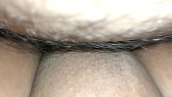 Gadis India Yang Menggoda Dengan Lekuk Tubuh Yang Memukau