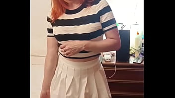 Bertemu Ibu Mertua Telanjang Saat Pacarku Pergi, Akhirnya Aku Menggenjot Mama Pacarku