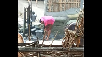 Adik Desi Mandi Dengan Gaya Yang Sangat Menggoda