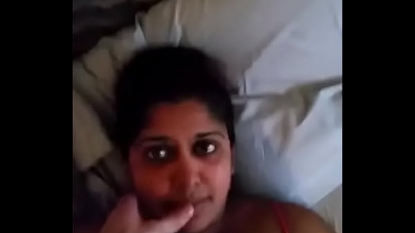 Gadis India Yang Menggoda Dan Memikat Hati