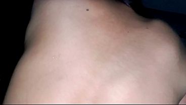 Ibu Temanku Diam-diam Meminjamkanku Untuk Kusedot Saat Suaminya Pergi