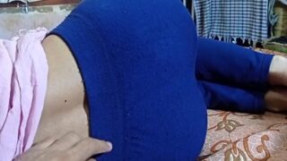 Pria India Mengentot Adiknya Yang Tertidur Lelap Di Ranjang