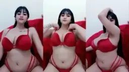 Tante Seksi Montok Live Pamer Bh Merah Menggoda
