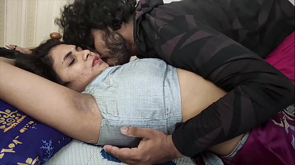 Bhabhi Desi Tersesat Digituin Kasar Sama Cowok Asing