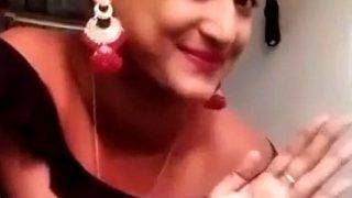 Tarian Telanjang Solo Wanita India Asli