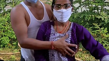 Desi Bhabhi Dari India Digoyang Pantatnya Dengan Gaya Menggoda