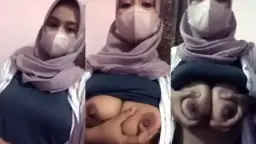Dapet Kiriman Pap Toket Gede Hijab, Bikin Makin Greget.