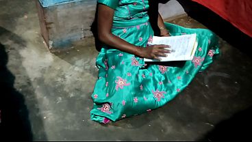 Desi Bhabhi Yang Rajin Baca Buku, Digituin Sama Gurunya