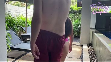 Gadis Thailand Menggoda Bawa Klien Bule Kontol Besar Untuk Dihisap, Ditiduri, Dan Sampai Muncrat!