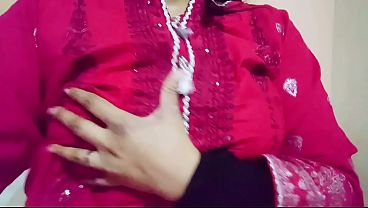 Desi Bhabi Ko Chod Ke Pani Nikal Diya, Hindi Audio Garam