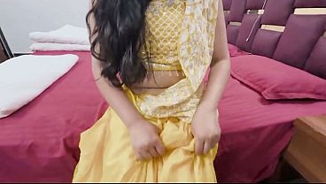 Bhabhi Bas Gili Chut Se Manayi, Jab Devar Ka Gussa Aaya.