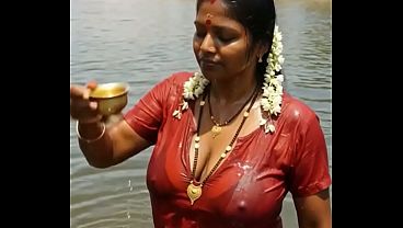 Desi Bhabhi Ai, Siap Digoyang Pakai Imajinasi Panasmu