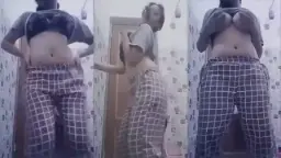 Baby Rachel Gogo Live Pamerin Toket Sampe Keliatan Banget
