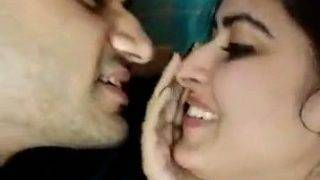 Tonton Video Mesra Pasangan India, Bikin Panas Dan Penuh Gairah!
