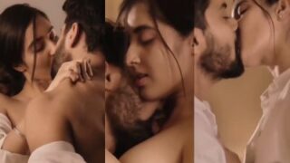 Tonton Video Panas Dan Erotis Aktris India Dalam Adegan Seks Film Yang Bikin Ngilu.