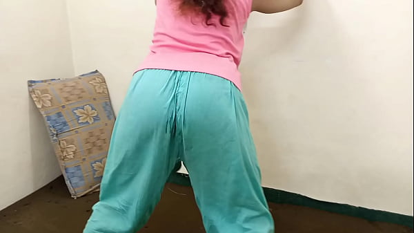 Hubby Si Kakak Tiri Sama Adik Tiri Ngacengin Kontol, Crot Di Pantat, Viral Banget Di Hindi