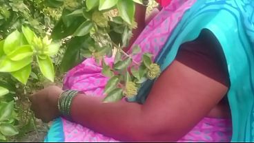 Bhabhi India Di Desa, Ngewe Di Luar, Bikin Basah Lihat Ladang.