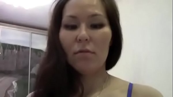 Ibu-ibu Asia Goyang Striptis Bikin Makin Panas
