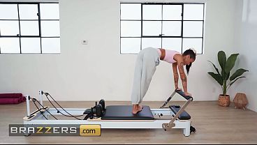 Brazzers – Ryan Reid Meremang Kena Kontol Gede Victor Ray Sampai Ngeces Di Gym, Minta Dikocok Keras
