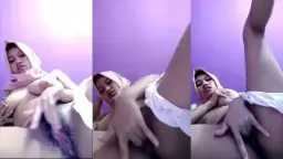 Abg Hijabnya Toge, Udah Sange Colmek Sampe Basah.