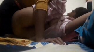 Tonton Video Mesum Tuan Tanah Sama Penyewa, Bikin Makin Panas!