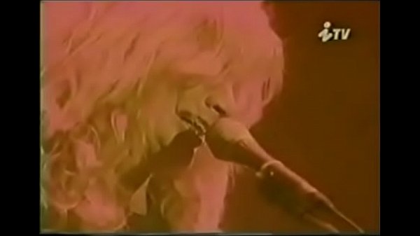 Konser Megadeth Di Seoul, Korea 1998, Bikin Cewek-cewek Basah Kuyup Lihat Aksi Gila Di Atas Panggung!