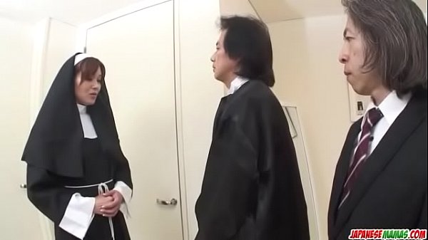 Nun Jepang Hitomi Kanou Pertama Kali Rasain Ngeres Banget, Bikin Crot.