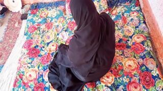 Pakistani Aapa Masukin Kontol Bhaijaan Ke Dalam Memeknya